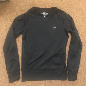 Women’s Nike black crewneck sweatshirt